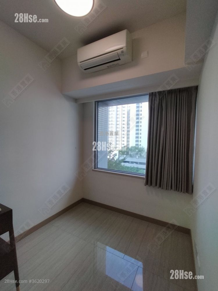 Cullinan West Sell 1 Bedroom , 1 Bathroom 353 ft² Cullinan West Sell 1 Bedroom , 1 Bathroom 353 ft²