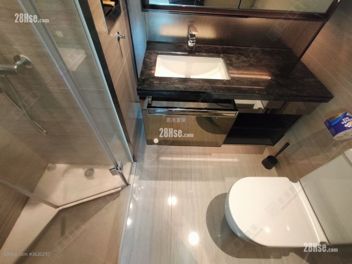 Cullinan West Sell 1 Bedroom , 1 Bathroom 353 ft² Cullinan West Sell 1 Bedroom , 1 Bathroom 353 ft²
