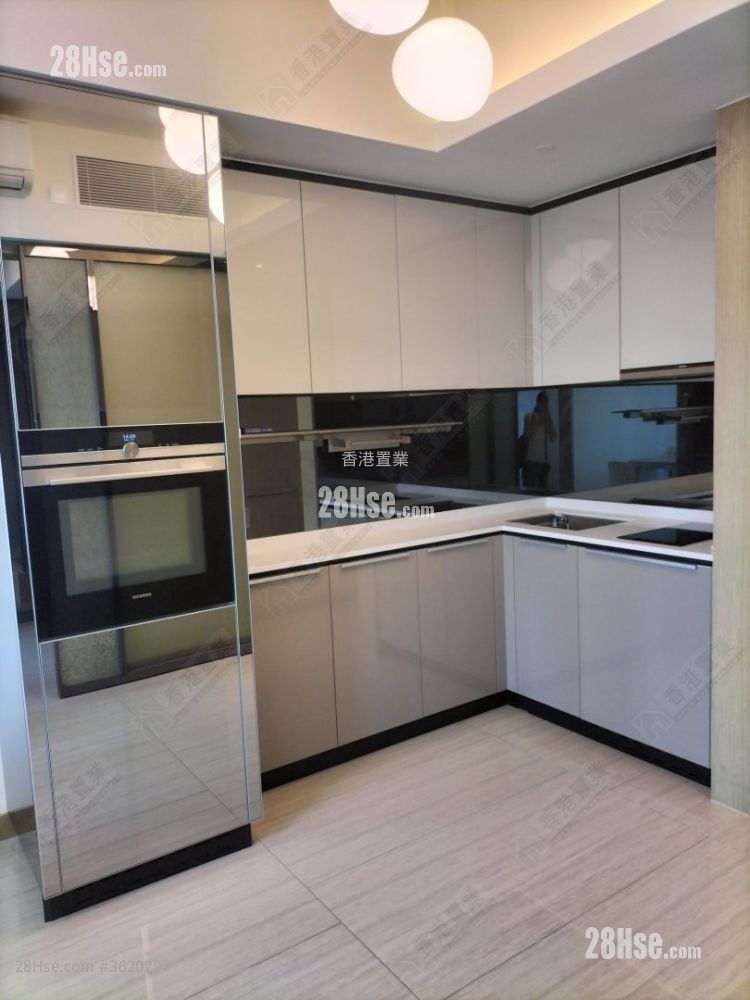 Cullinan West Sell 1 Bedroom , 1 Bathroom 353 ft² Cullinan West Sell 1 Bedroom , 1 Bathroom 353 ft²