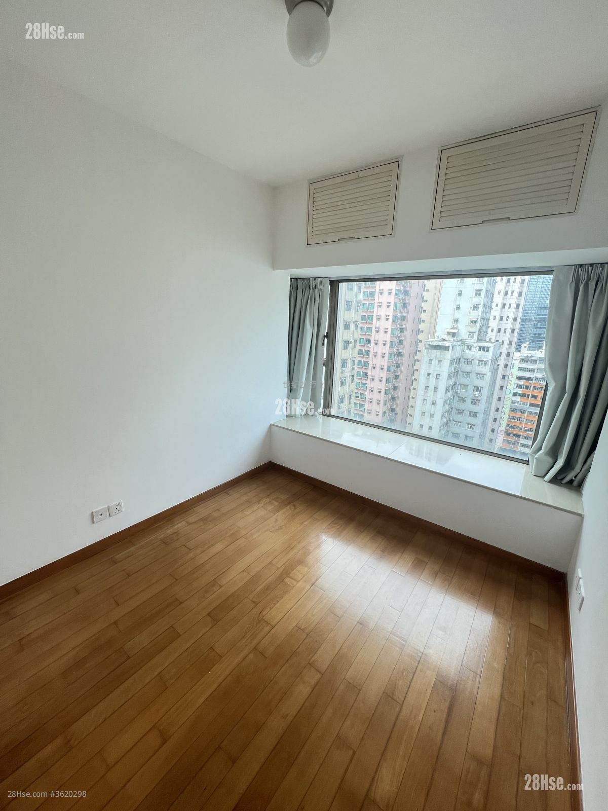 The Zenith Sell 2 Bedrooms , 1 Bathroom 489 ft² The Zenith Sell 2 Bedrooms , 1 Bathroom 489 ft²