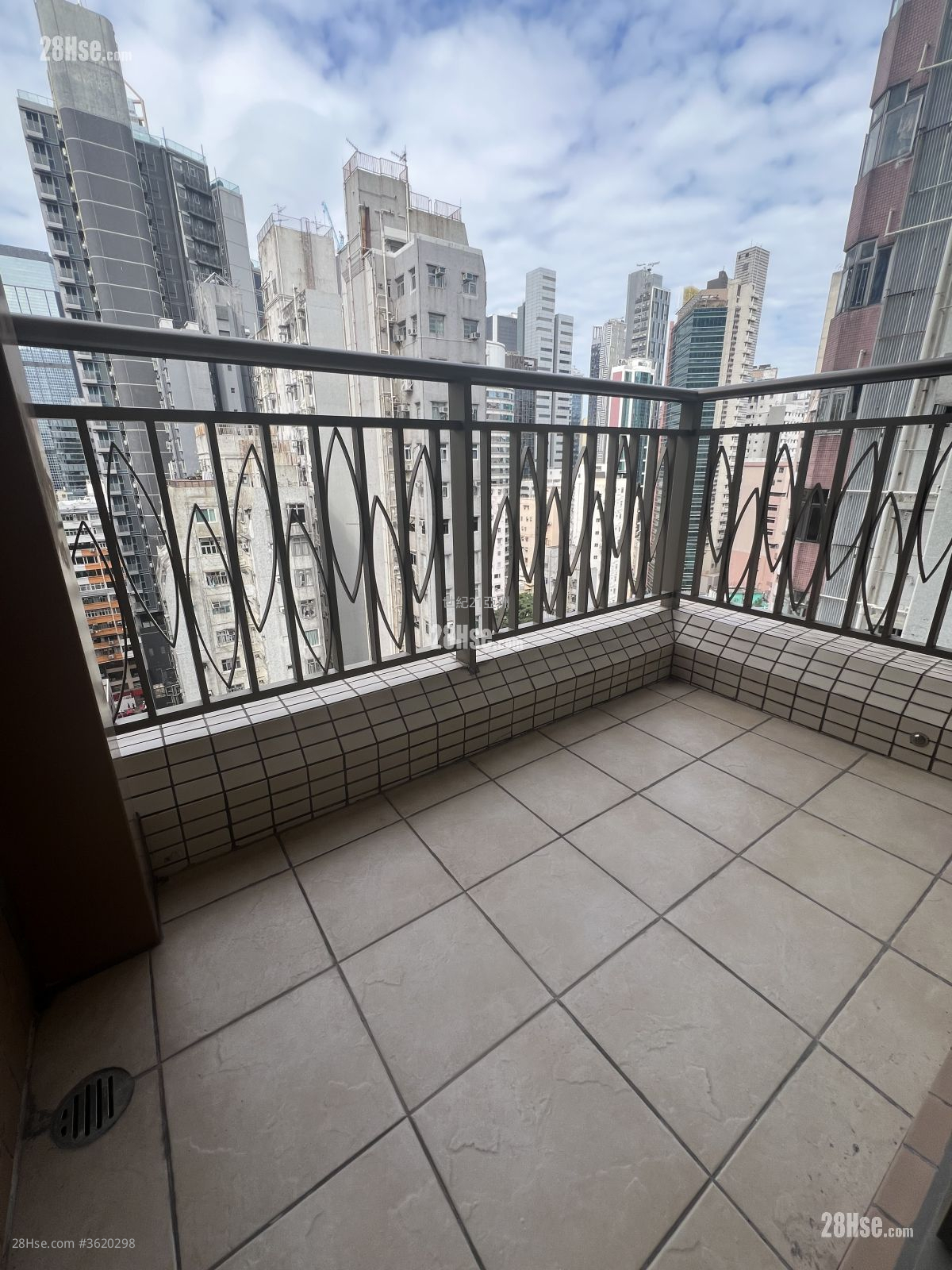 The Zenith Sell 2 Bedrooms , 1 Bathroom 489 ft² The Zenith Sell 2 Bedrooms , 1 Bathroom 489 ft²