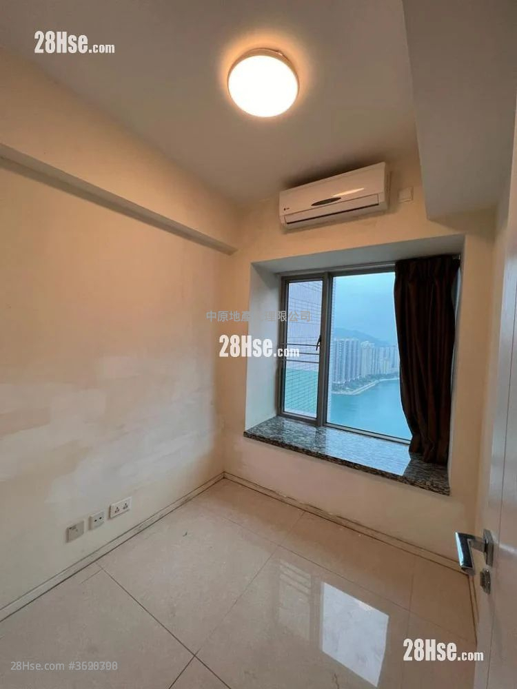 City Point Sell 4 Bedrooms , 3 Bathrooms 913 ft² City Point Sell 4 Bedrooms , 3 Bathrooms 913 ft²