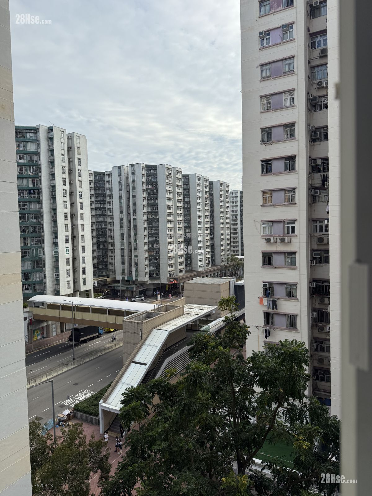 Whampoa Estate Sell 2 Bedrooms , 1 Bathroom 401 ft² Whampoa Estate Sell 2 Bedrooms , 1 Bathroom 401 ft²