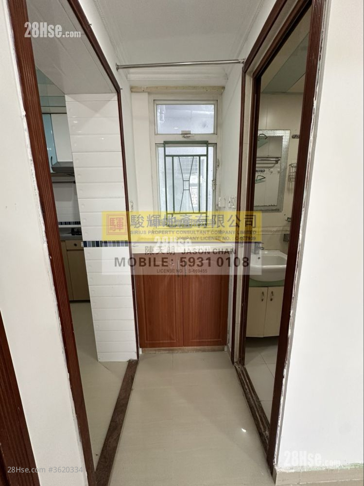 Kam Wah Building Rental 3 Bedrooms , 1 Bathroom 414 ft² Kam Wah Building Rental 3 Bedrooms , 1 Bathroom 414 ft²