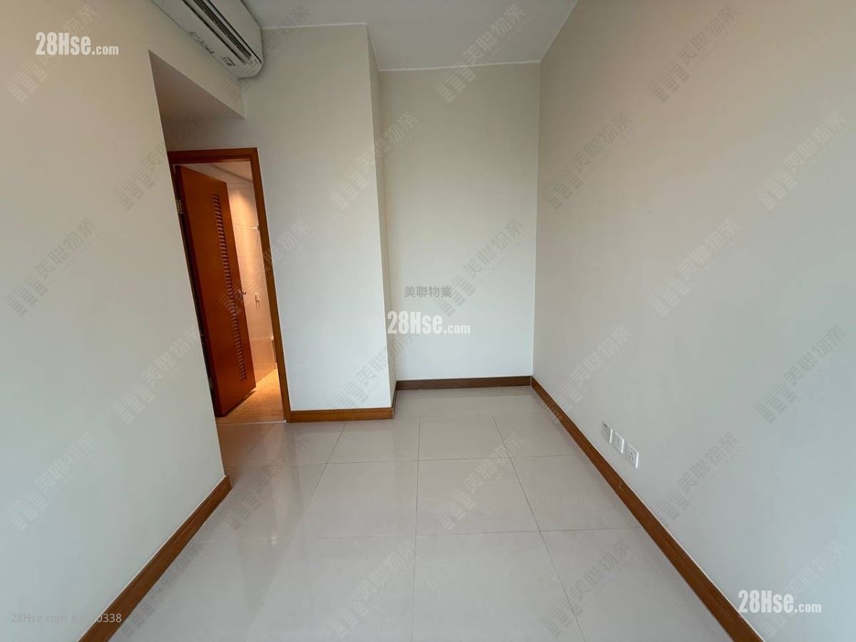 Lake Silver Sell 3 Bedrooms , 2 Bathrooms 762 ft² Lake Silver Sell 3 Bedrooms , 2 Bathrooms 762 ft²