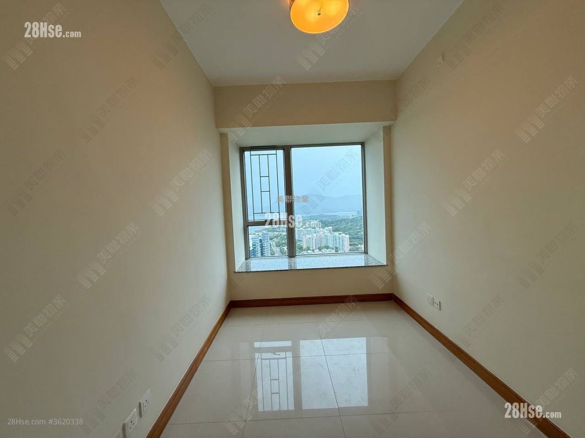Lake Silver Sell 3 Bedrooms , 2 Bathrooms 762 ft² Lake Silver Sell 3 Bedrooms , 2 Bathrooms 762 ft²