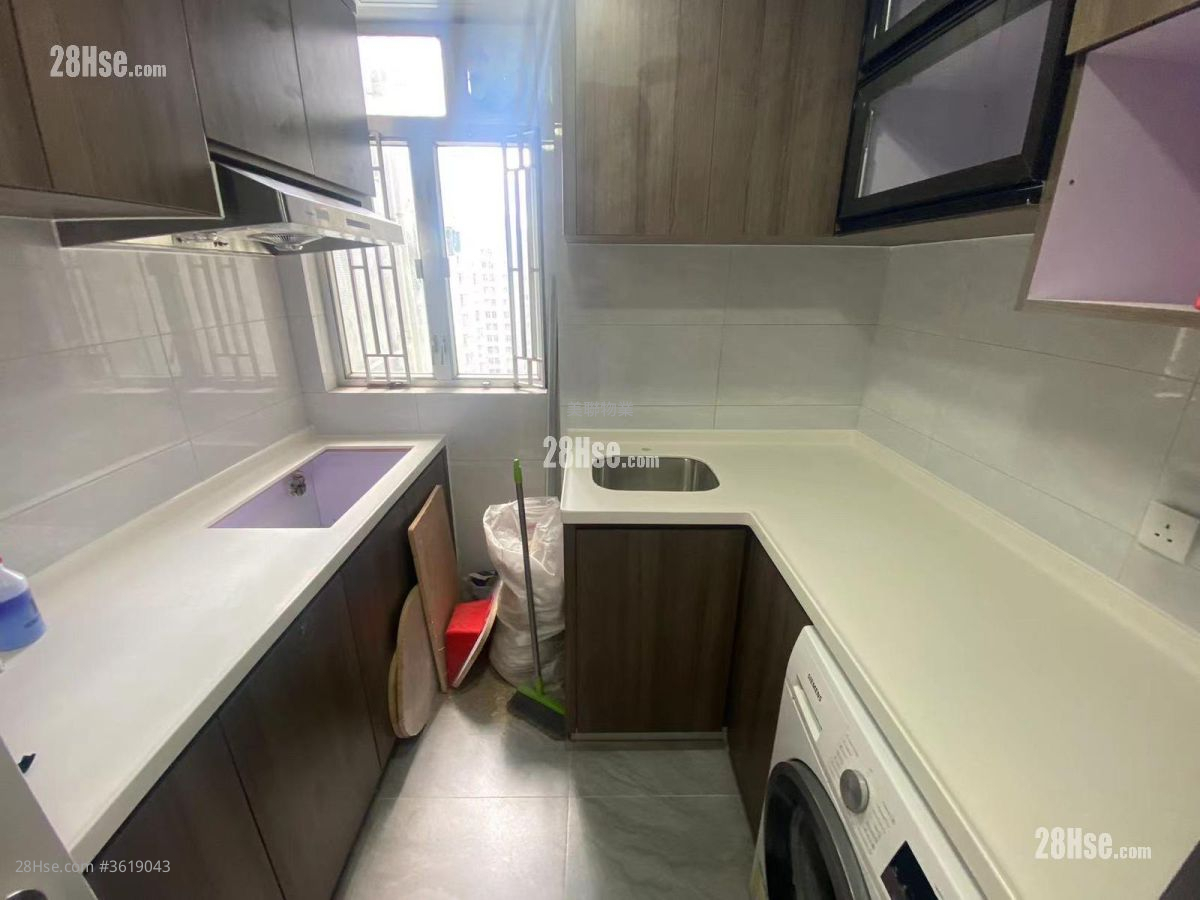 Taikoo Shing Sell 3 Bedrooms , 2 Bathrooms 785 ft² Taikoo Shing Sell 3 Bedrooms , 2 Bathrooms 785 ft²