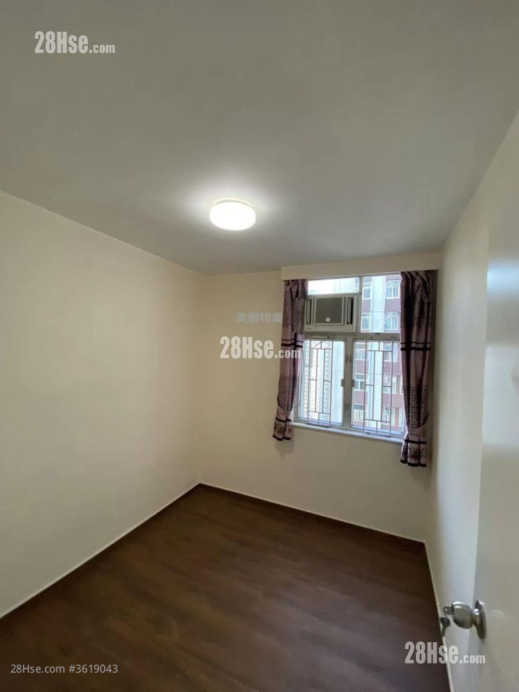 Taikoo Shing Sell 3 Bedrooms , 2 Bathrooms 785 ft² Taikoo Shing Sell 3 Bedrooms , 2 Bathrooms 785 ft²