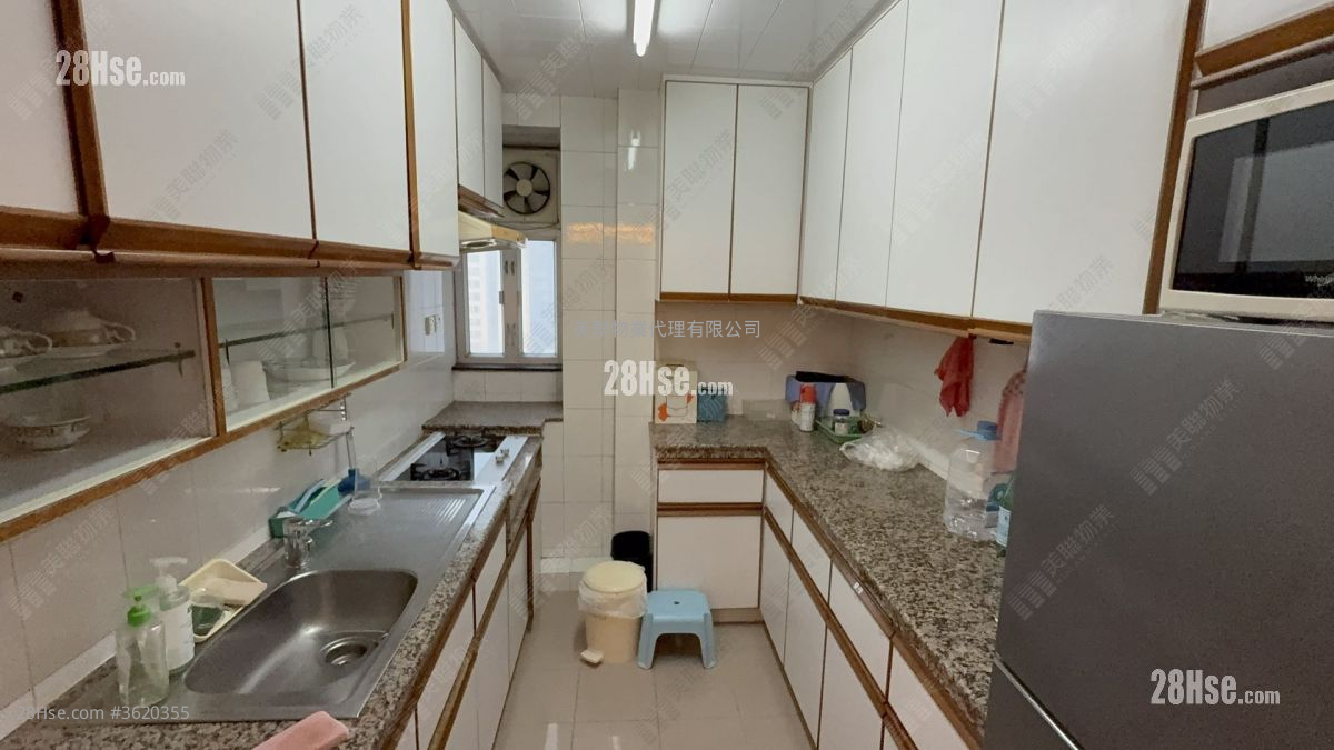 Mei Foo Sun Chuen Sell 3 Bedrooms , 2 Bathrooms 1,109 ft² Mei Foo Sun Chuen Sell 3 Bedrooms , 2 Bathrooms 1,109 ft²