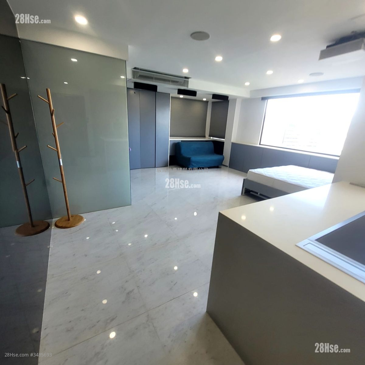 Sunshine Building Rental Studio 461 ft² Sunshine Building Rental Studio 461 ft²