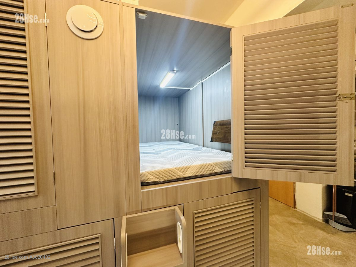 Chinese Mansion Rental Studio , 3 Bathrooms 660 ft² Chinese Mansion Rental Studio , 3 Bathrooms 660 ft²