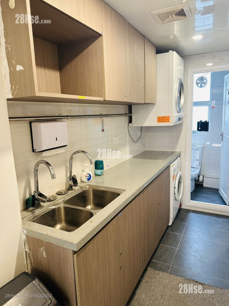 Chinese Mansion Rental Studio , 3 Bathrooms 660 ft² Chinese Mansion Rental Studio , 3 Bathrooms 660 ft²