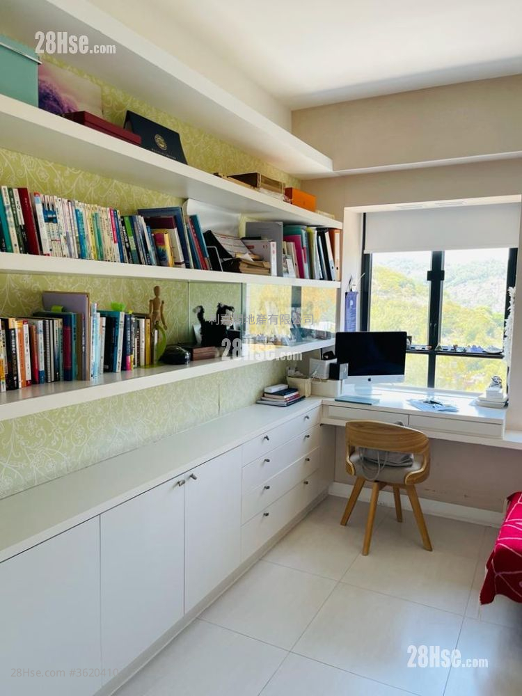 Greenwood Terrace Sell 3 Bedrooms , 2 Bathrooms 882 ft² Greenwood Terrace Sell 3 Bedrooms , 2 Bathrooms 882 ft²