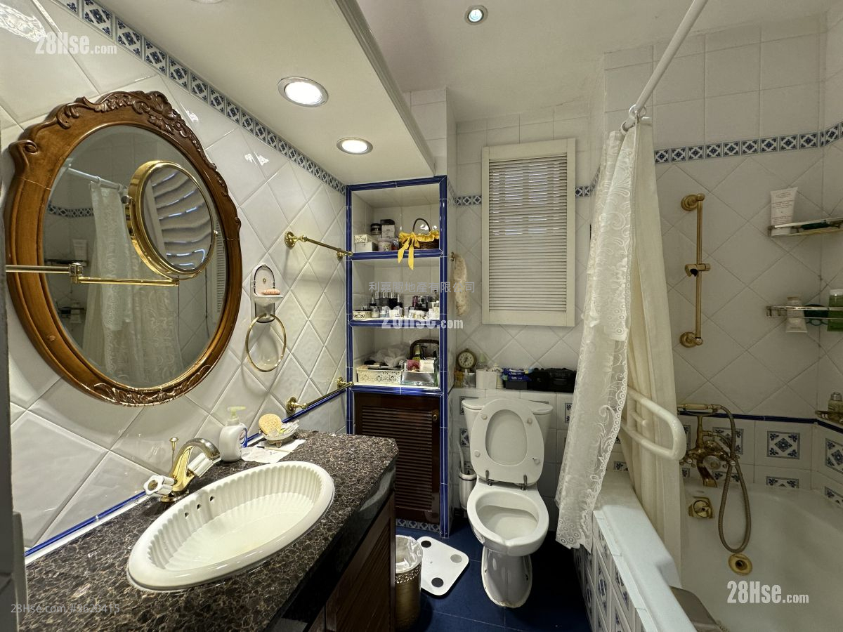 Greenwood Terrace Sell 3 Bedrooms , 3 Bathrooms 1,692 ft² Greenwood Terrace Sell 3 Bedrooms , 3 Bathrooms 1,692 ft²