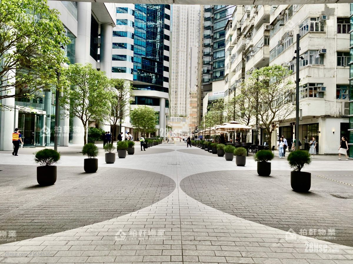 King's View Court Sell 2 Bedrooms , 1 Bathroom 548 ft² King's View Court Sell 2 Bedrooms , 1 Bathroom 548 ft²