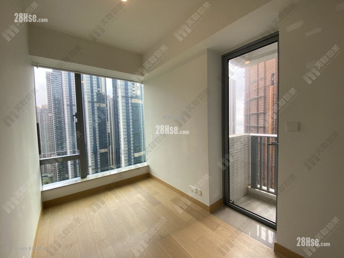 Malibu Sell 2 Bedrooms 595 ft² Malibu Sell 2 Bedrooms 595 ft²