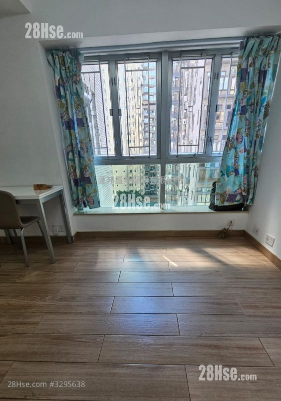 Chun King Court Sell 3 Bedrooms , 1 Bathroom 464 ft² Chun King Court Sell 3 Bedrooms , 1 Bathroom 464 ft²