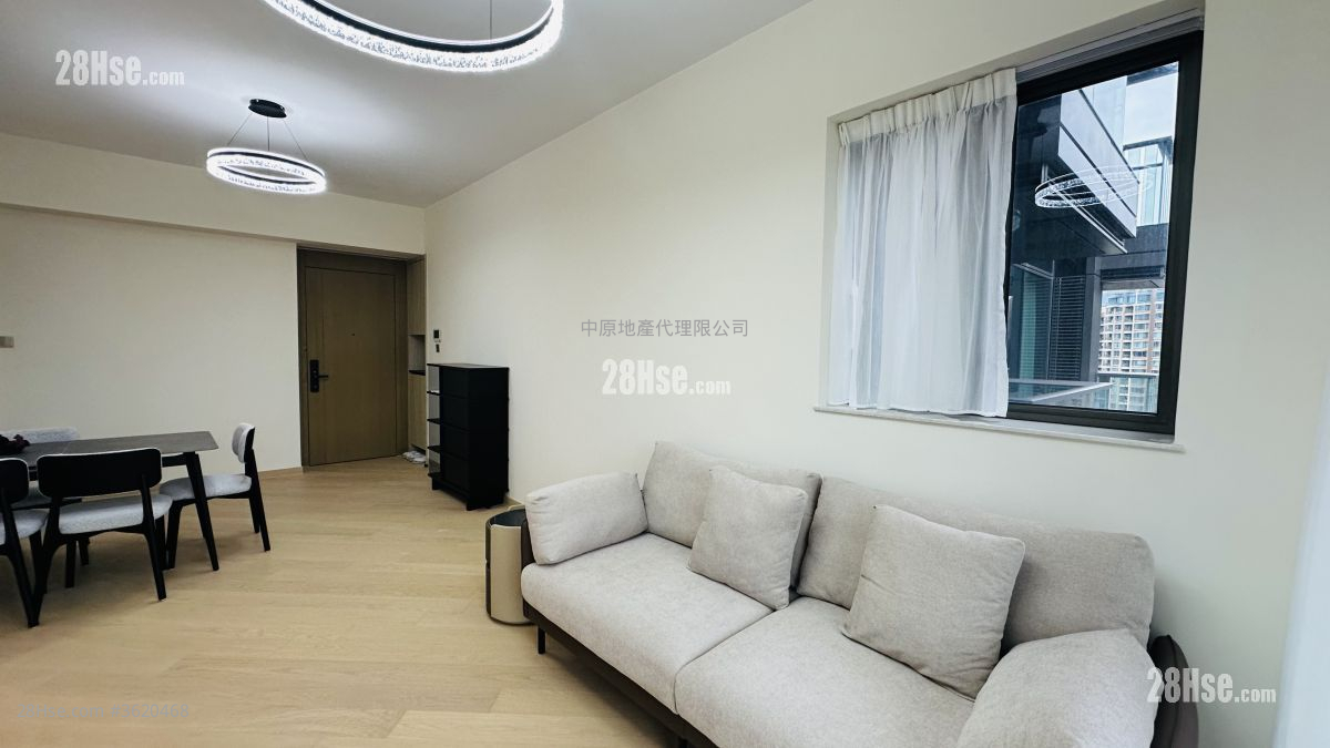 The Arles Rental 3 Bedrooms , 2 Bathrooms 945 ft² The Arles Rental 3 Bedrooms , 2 Bathrooms 945 ft²
