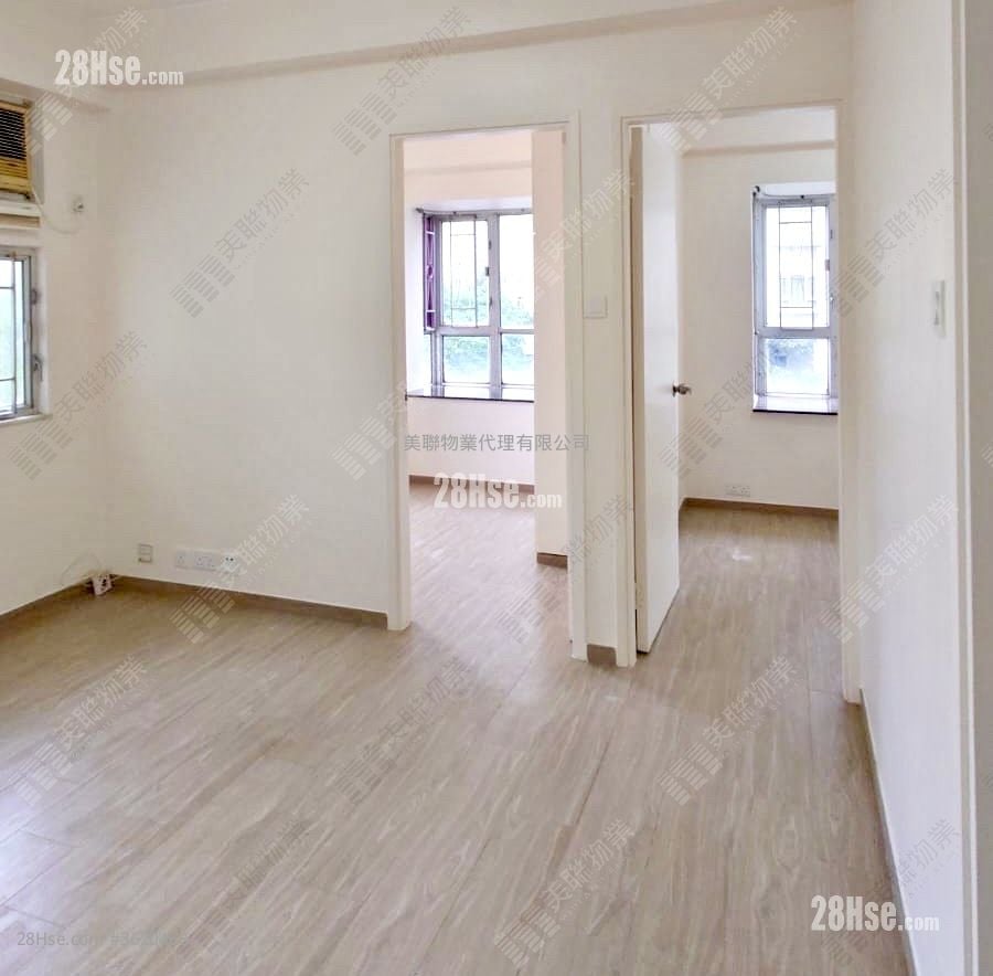 Tai Po Centre Sell 2 Bedrooms , 1 Bathroom 361 ft²