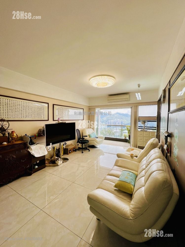 Greenwood Terrace Sell 3 Bedrooms , 2 Bathrooms 1,143 ft² Greenwood Terrace Sell 3 Bedrooms , 2 Bathrooms 1,143 ft²