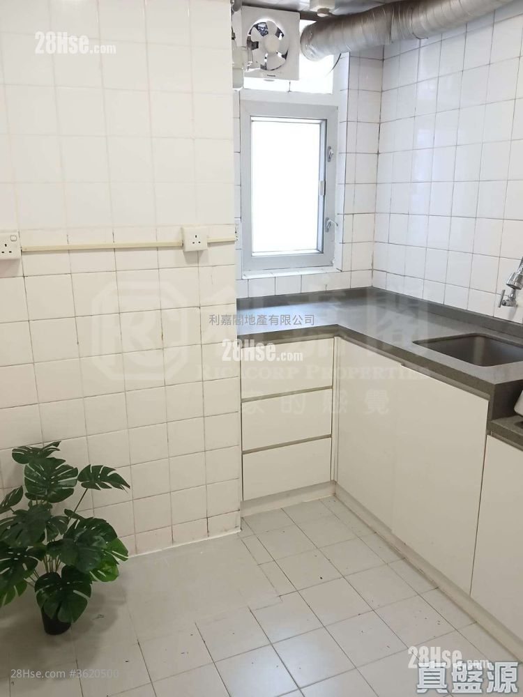 Mei Foo Sun Chuen Sell 2 Bedrooms , 1 Bathroom 671 ft² Mei Foo Sun Chuen Sell 2 Bedrooms , 1 Bathroom 671 ft²