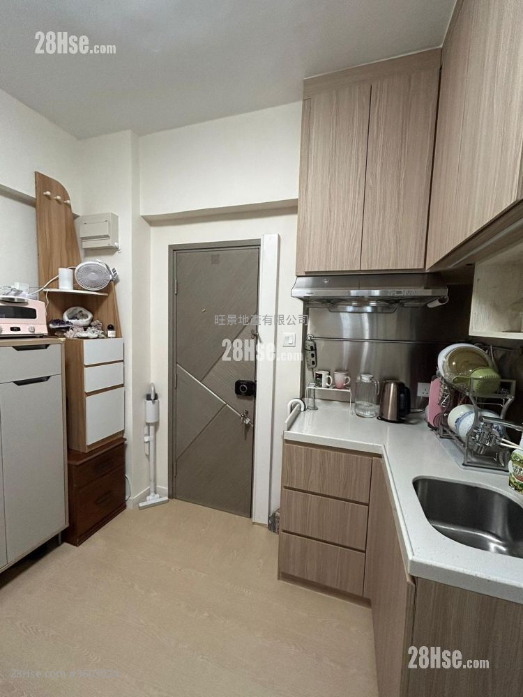 高望大廈 售盤 2 房 273 平方呎