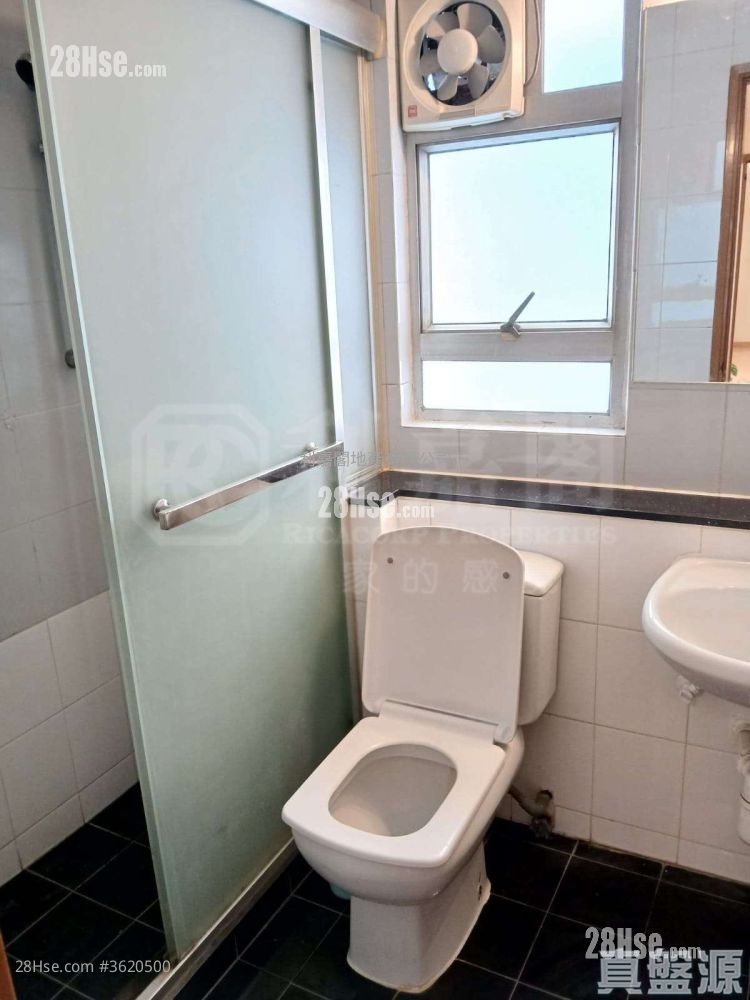 Mei Foo Sun Chuen Sell 2 Bedrooms , 1 Bathroom 671 ft² Mei Foo Sun Chuen Sell 2 Bedrooms , 1 Bathroom 671 ft²