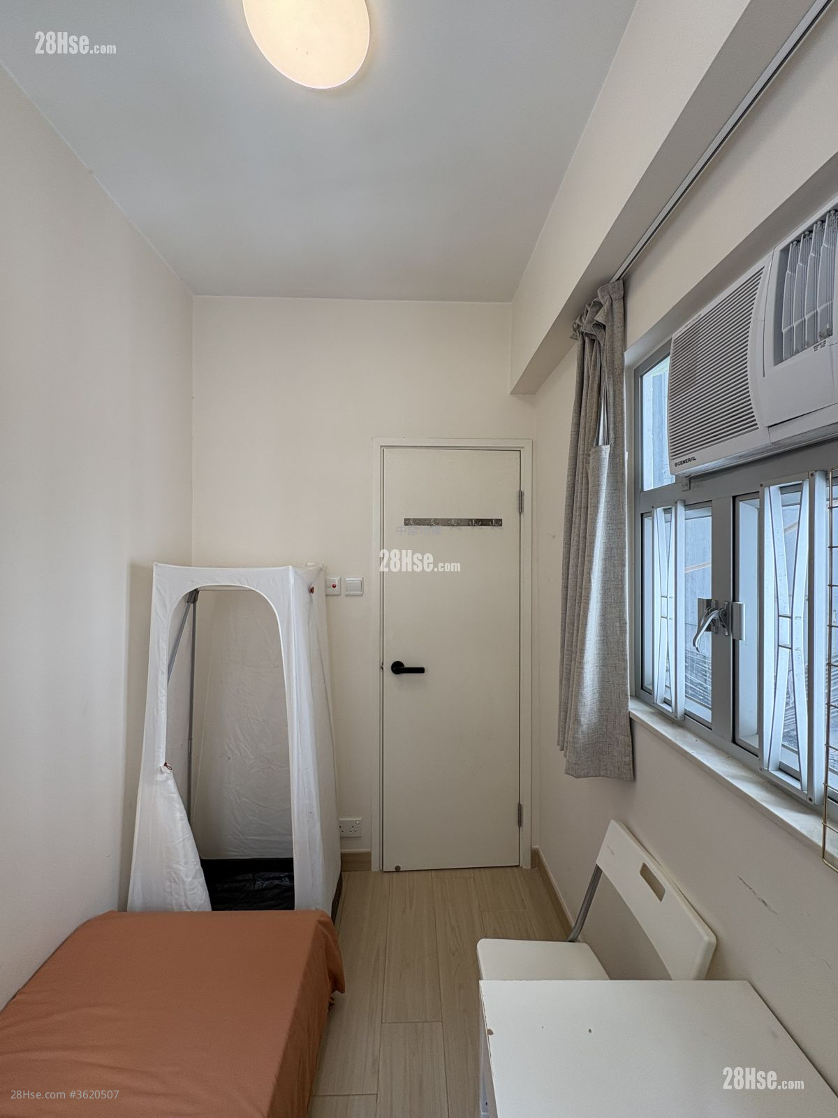 Tung Choi Building Rental 4 Bedrooms , 2 Bathrooms 60 ft² Tung Choi Building Rental 4 Bedrooms , 2 Bathrooms 60 ft²