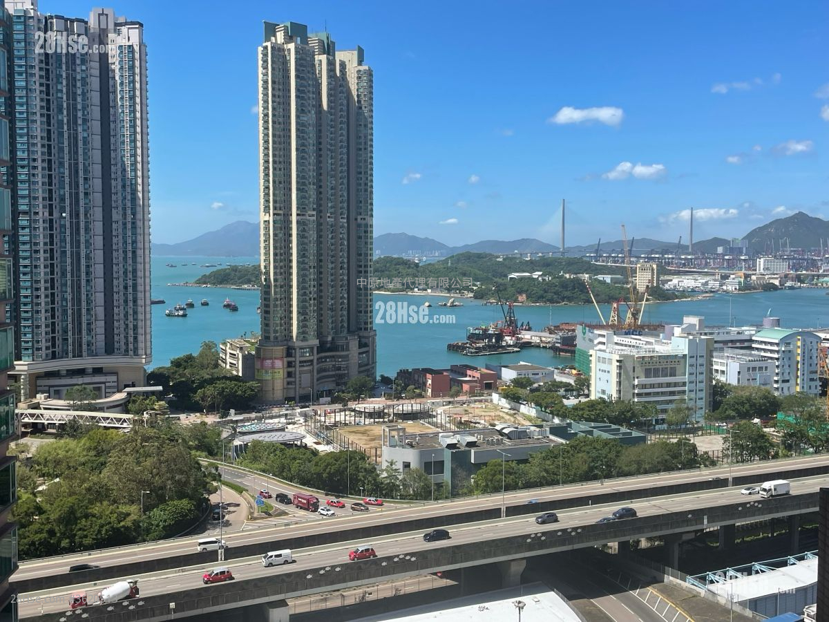 Harbour Green Sell 3 Bedrooms 541 ft² Harbour Green Sell 3 Bedrooms 541 ft²