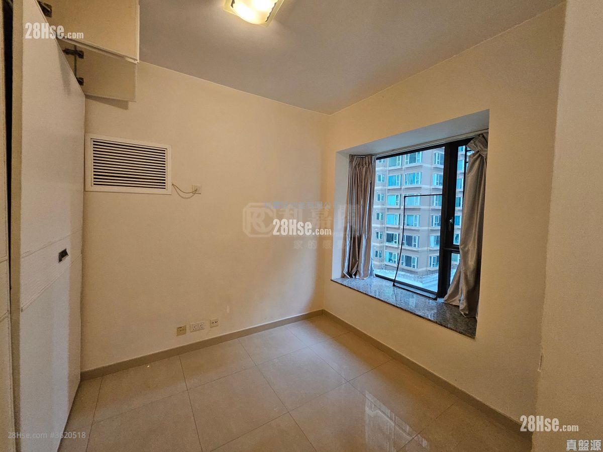 Liberte Sell 3 Bedrooms 609 ft² Liberte Sell 3 Bedrooms 609 ft²