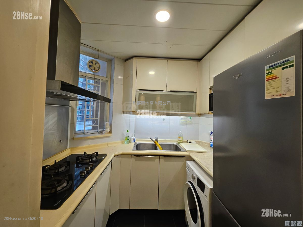 Liberte Sell 3 Bedrooms 609 ft² Liberte Sell 3 Bedrooms 609 ft²