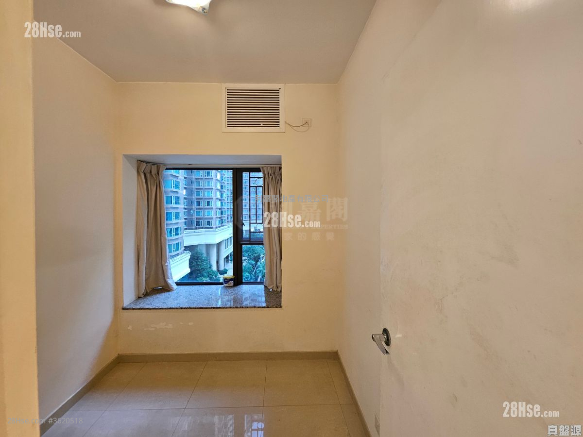 Liberte Sell 3 Bedrooms 609 ft² Liberte Sell 3 Bedrooms 609 ft²