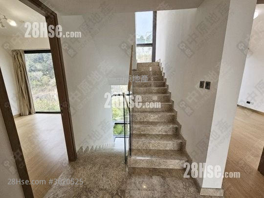 Peak Castle Rental 3,231 ft² Peak Castle Rental 3,231 ft²