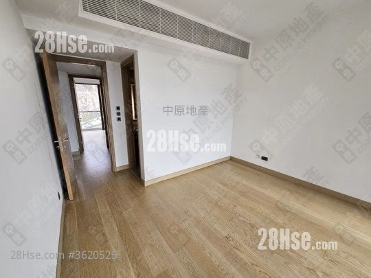 Peak Castle Rental 3,231 ft² Peak Castle Rental 3,231 ft²