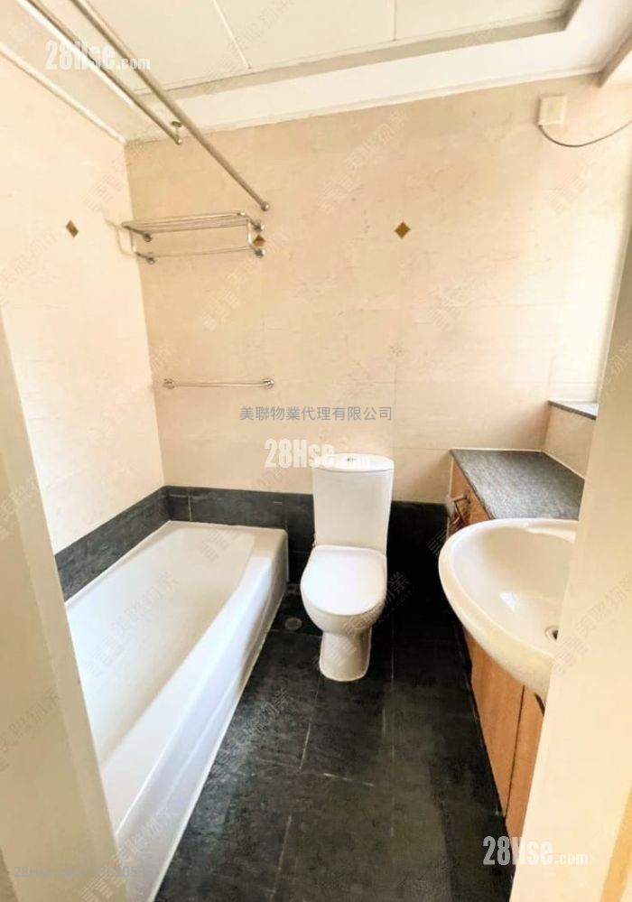 Liberte Sell 3 Bedrooms , 1 Bathroom 609 ft² Liberte Sell 3 Bedrooms , 1 Bathroom 609 ft²