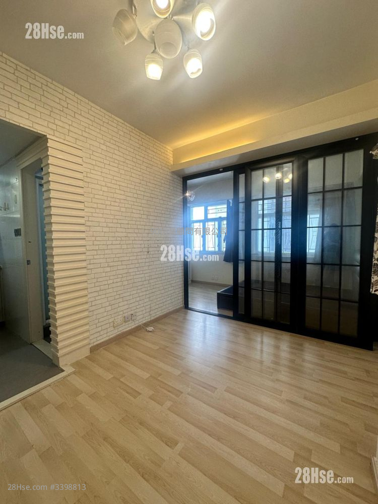 翡翠閣 售盤 284 平方呎