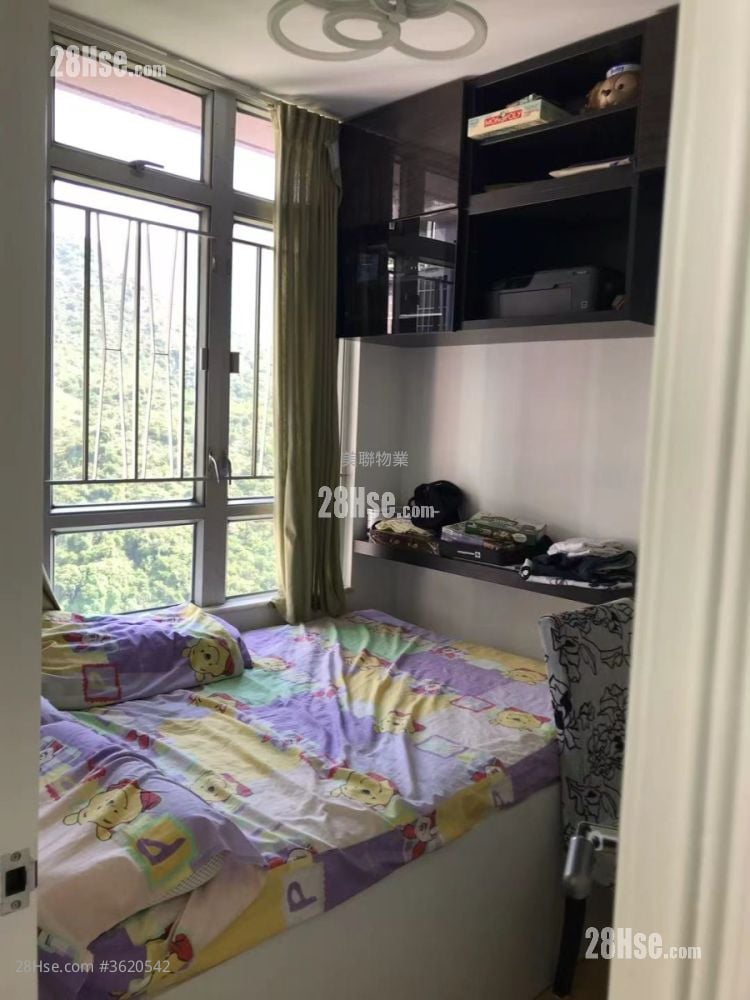 Yu Tung Court Sell 3 Bedrooms , 1 Bathroom 634 ft² Yu Tung Court Sell 3 Bedrooms , 1 Bathroom 634 ft²