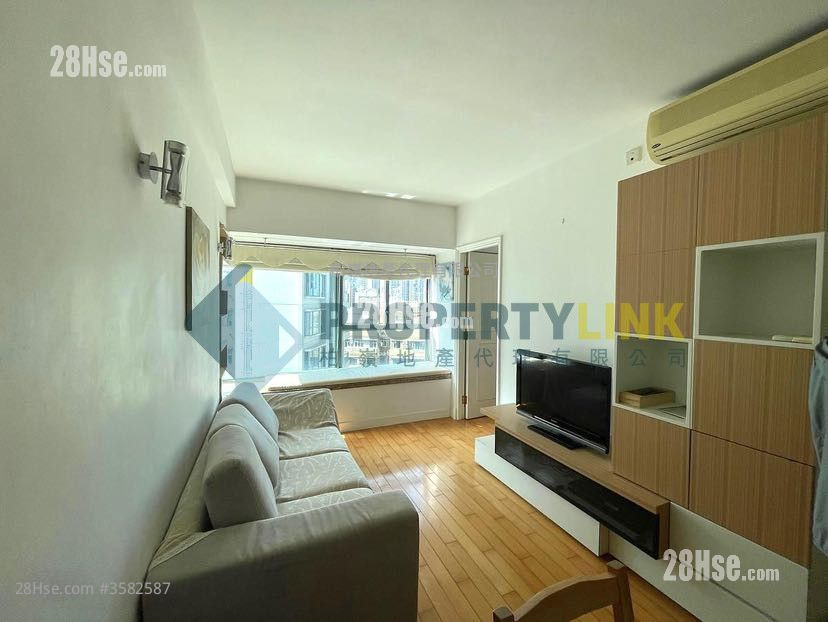 Queen's Terrace Sell 2 Bedrooms , 1 Bathroom 395 ft²