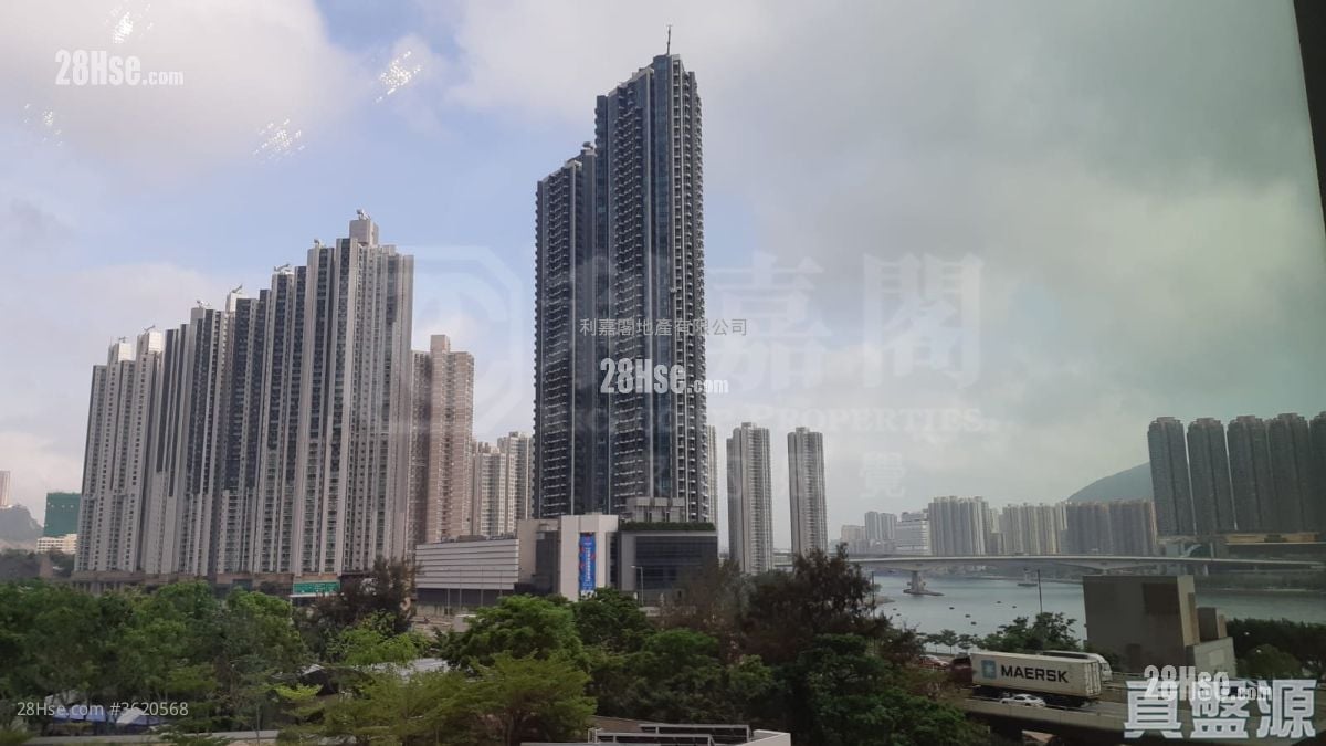 Parc City Sell 3 Bedrooms , 2 Bathrooms 763 ft² Parc City Sell 3 Bedrooms , 2 Bathrooms 763 ft²