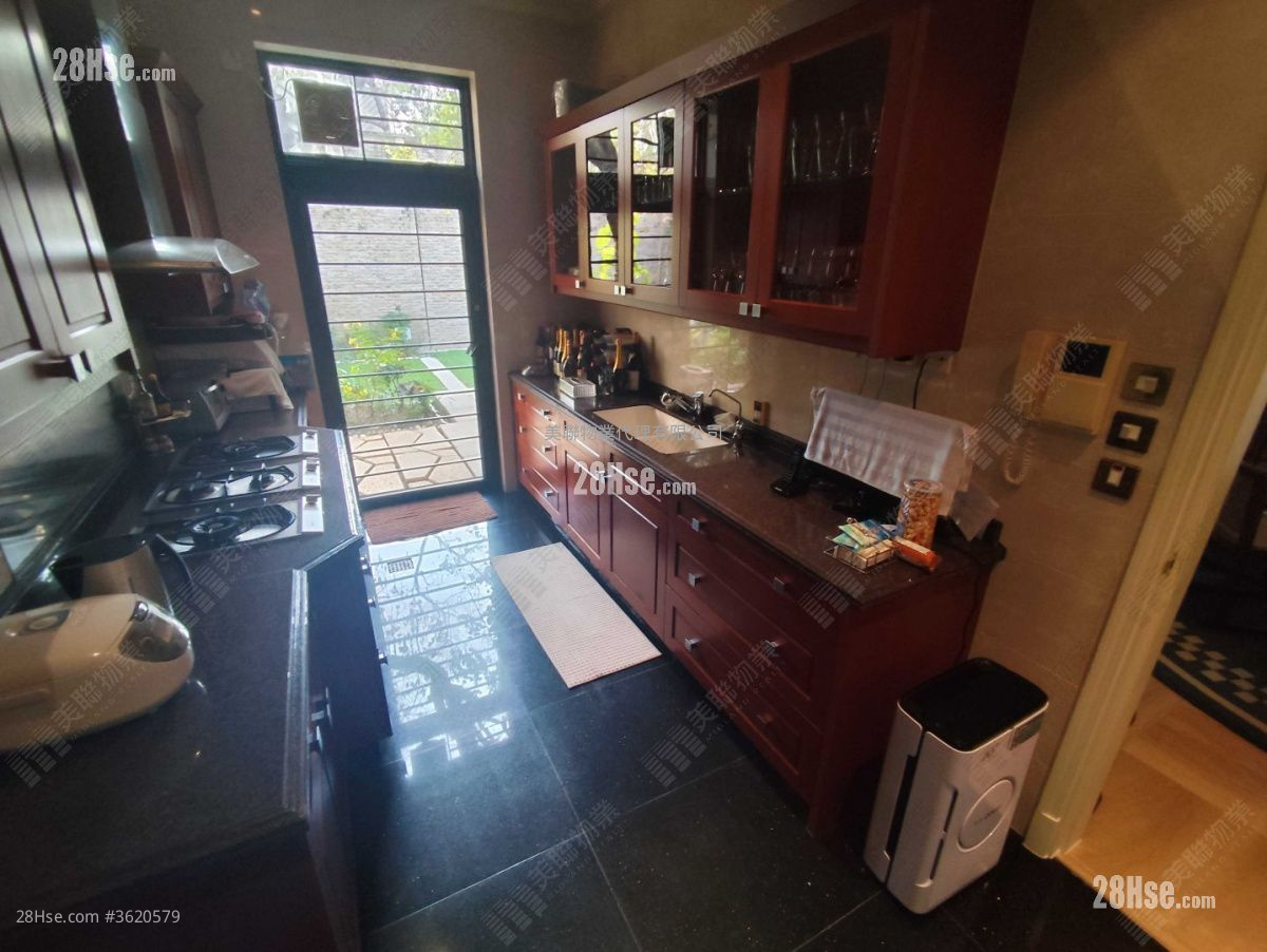 御林皇府 售盤 5+ 房 3,003 平方呎 御林皇府 售盤 5+ 房 3,003 平方呎