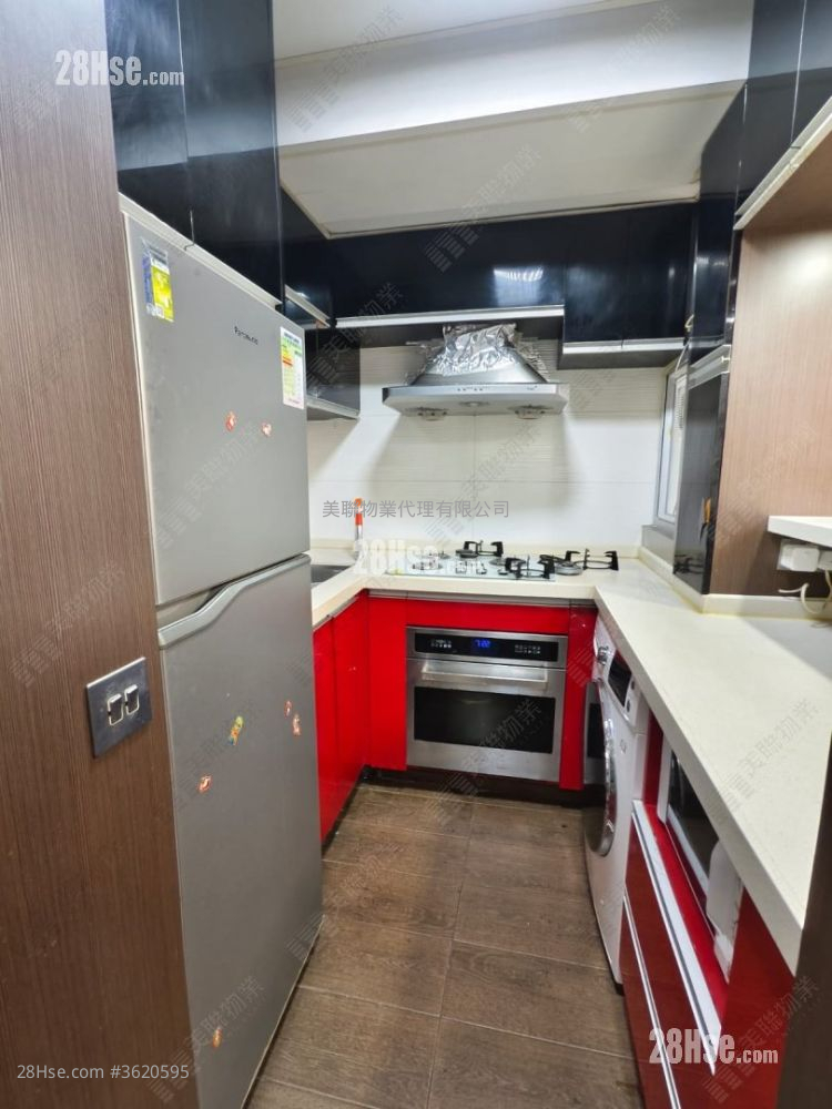 Fanling Centre Sell 3 Bedrooms , 1 Bathroom 513 ft² Fanling Centre Sell 3 Bedrooms , 1 Bathroom 513 ft²
