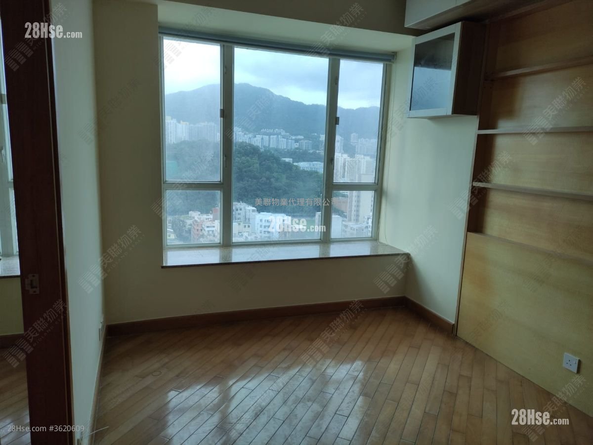 Bijou Apartments Sell 1 Bedroom 242 ft²