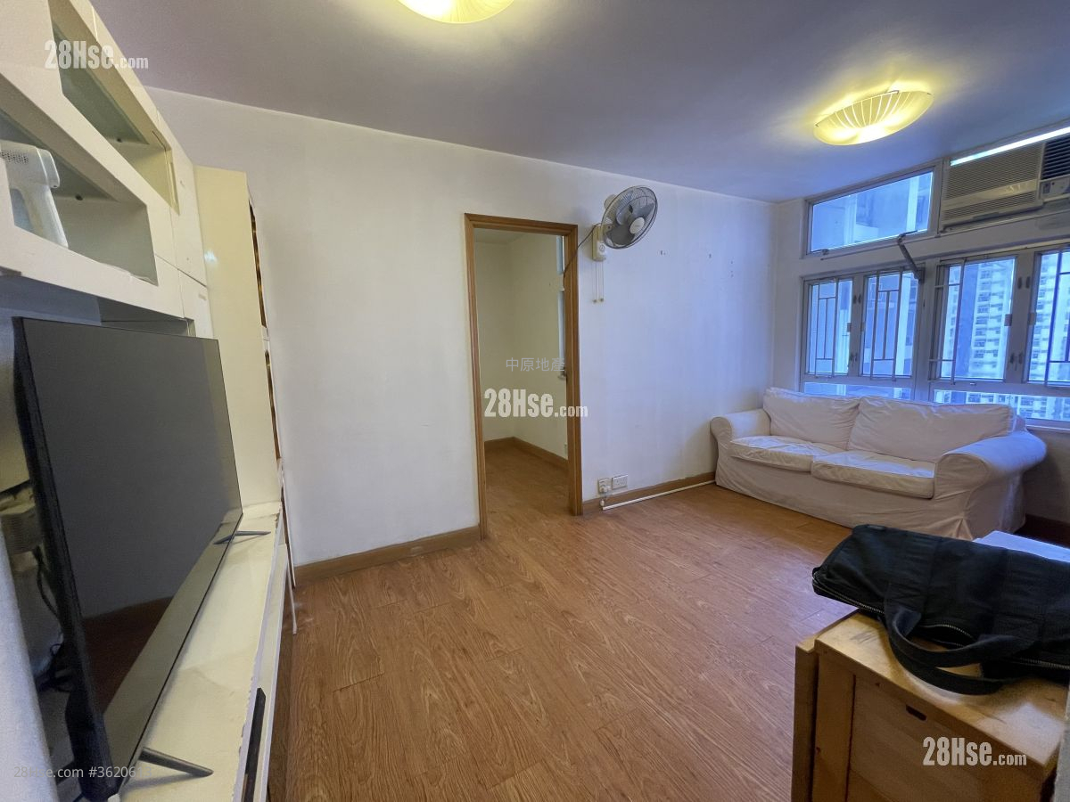 Yan Shing Court Sell 2 Bedrooms , 1 Bathroom 401 ft² Yan Shing Court Sell 2 Bedrooms , 1 Bathroom 401 ft²