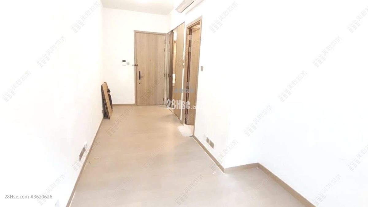 Centra Horizon Rental Studio , 1 Bathroom 243 ft² Centra Horizon Rental Studio , 1 Bathroom 243 ft²