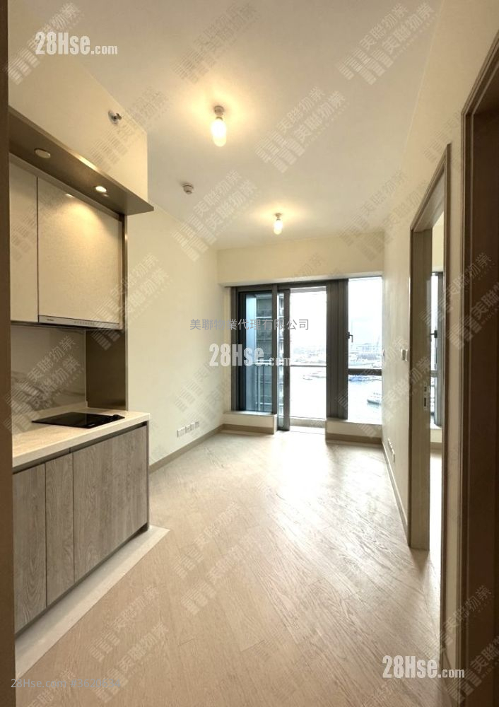 Grand Victoria Rental 315 ft² Grand Victoria Rental 315 ft²