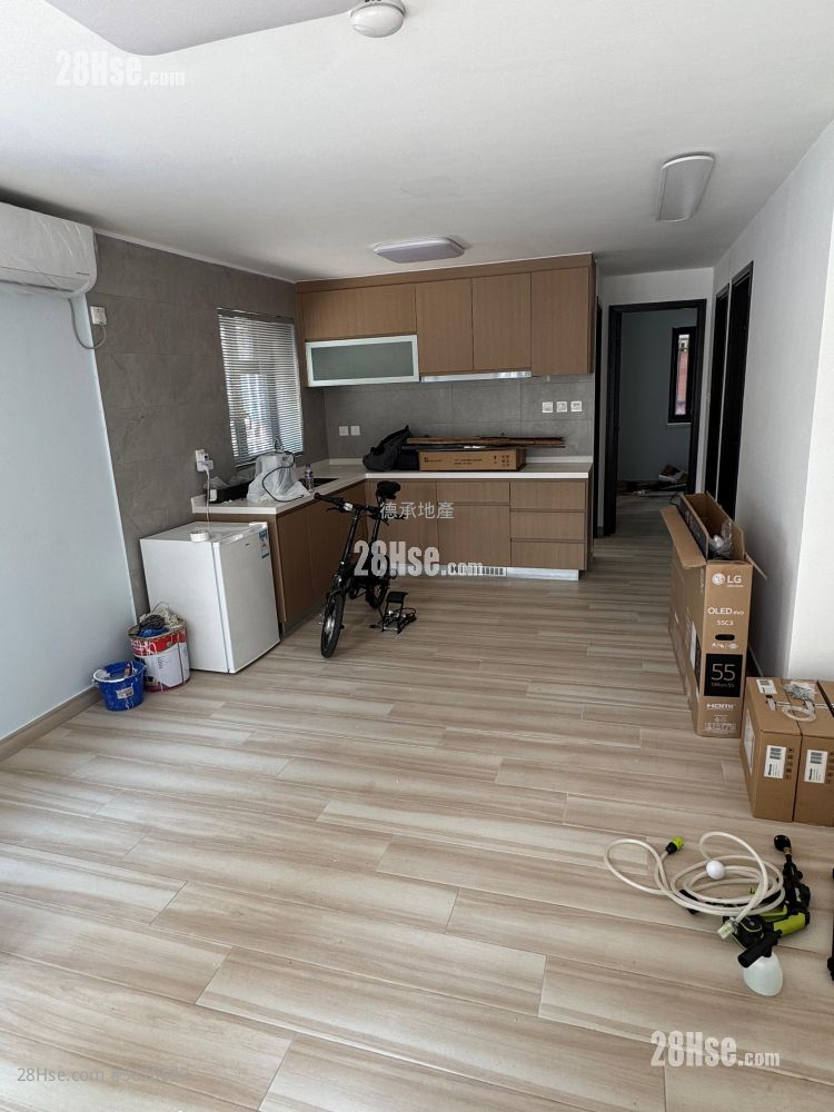 Village Rental 3 Bedrooms , 1 Bathroom Village Rental 3 Bedrooms , 1 Bathroom