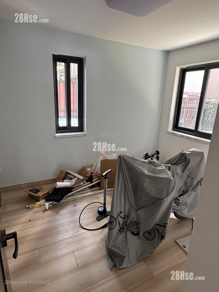 Village Rental 3 Bedrooms , 1 Bathroom Village Rental 3 Bedrooms , 1 Bathroom