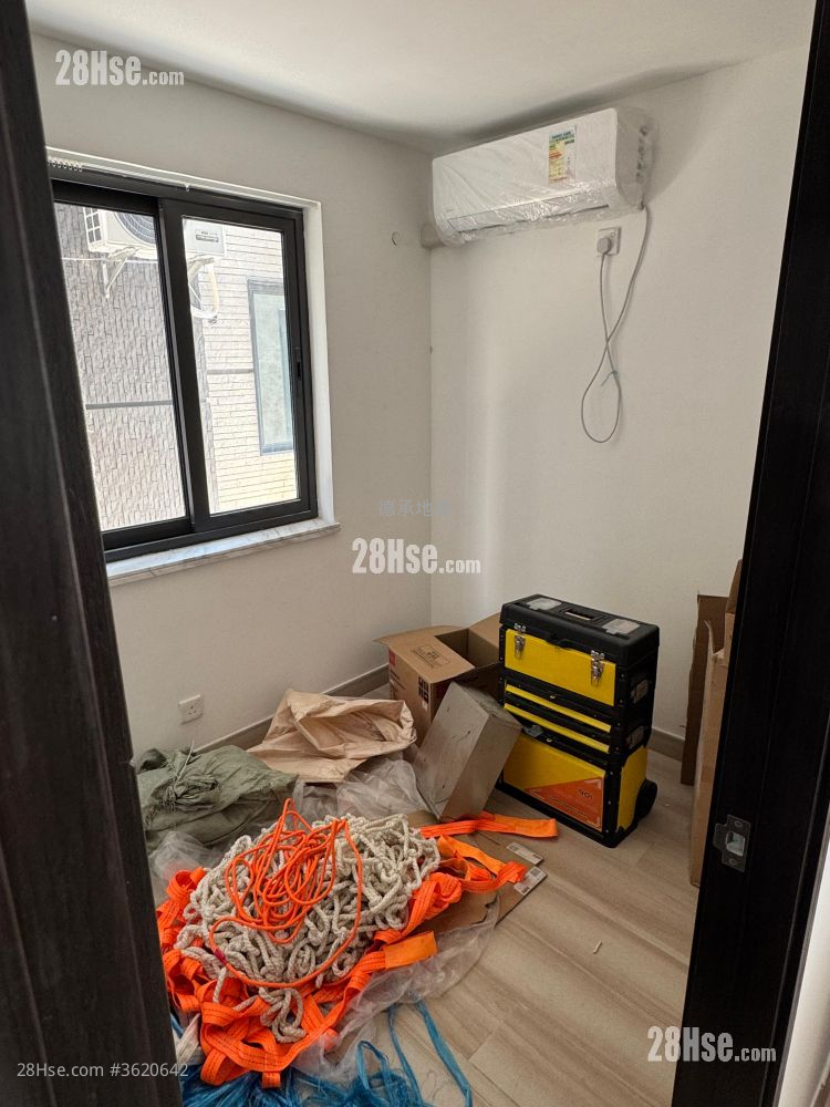 Village Rental 3 Bedrooms , 1 Bathroom Village Rental 3 Bedrooms , 1 Bathroom