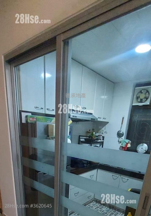Village Rental 2 Bedrooms , 1 Bathroom Village Rental 2 Bedrooms , 1 Bathroom