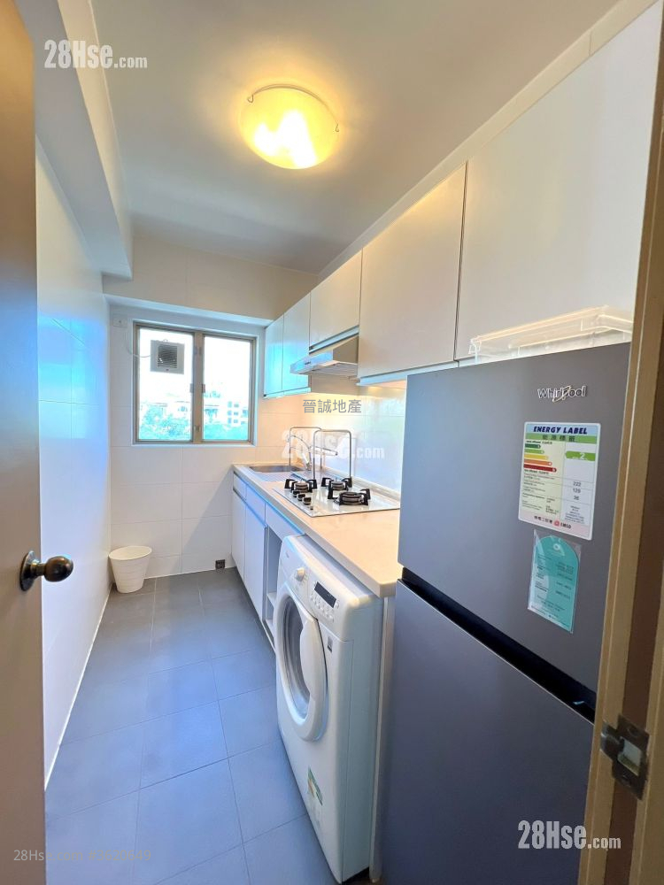 Hong Kong Gold Coast Rental 3 Bedrooms , 2 Bathrooms 710 ft² Hong Kong Gold Coast Rental 3 Bedrooms , 2 Bathrooms 710 ft²